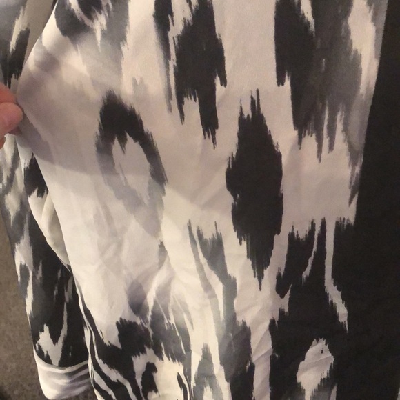 LAST CHANCE 💄 Calvin Klein Long Sleeve Blouse, size large - Picture 3 of 7